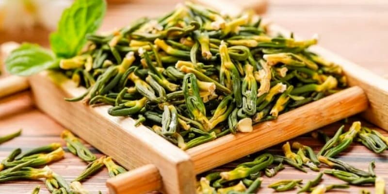 Uống tim sen có giảm cân không? Lưu ý khi uống trà tim sen